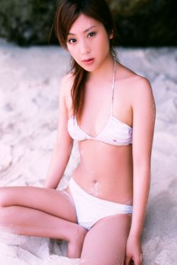 《军人野外吮她的花蒂楚晚宝》